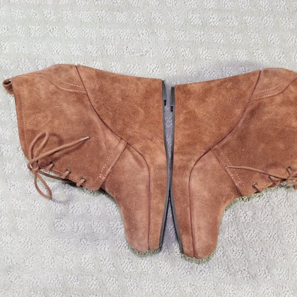 Jessica Simpson Size 7.5M Brown Suede 4.5" Wedge Lift Booties - Picture 3 of 6